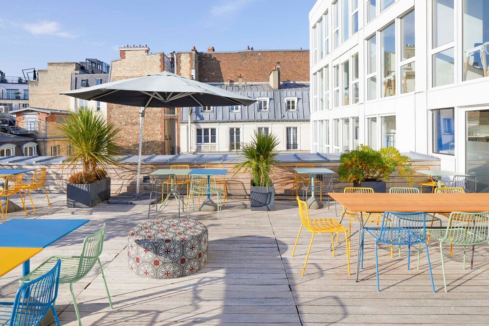 Terrasse Wojo avec vue urbaine