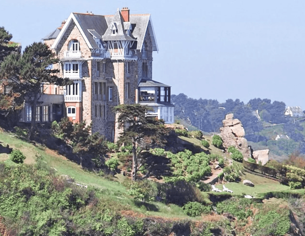 Press release title on one or two lines if necessary