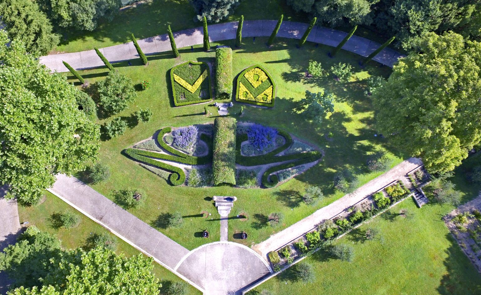 Un écrin de verdure où l'événement prend une autre dimension