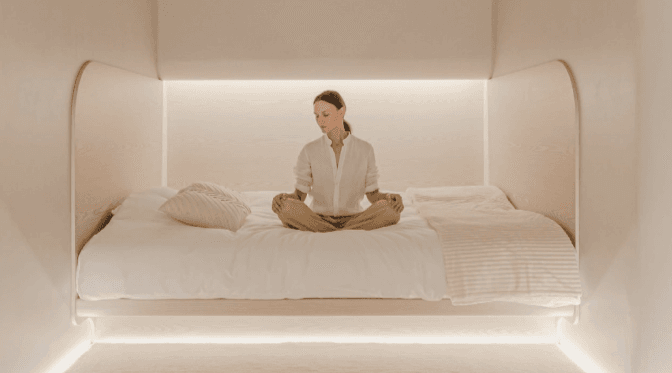 Within : The Ultimate Darkness Retreat