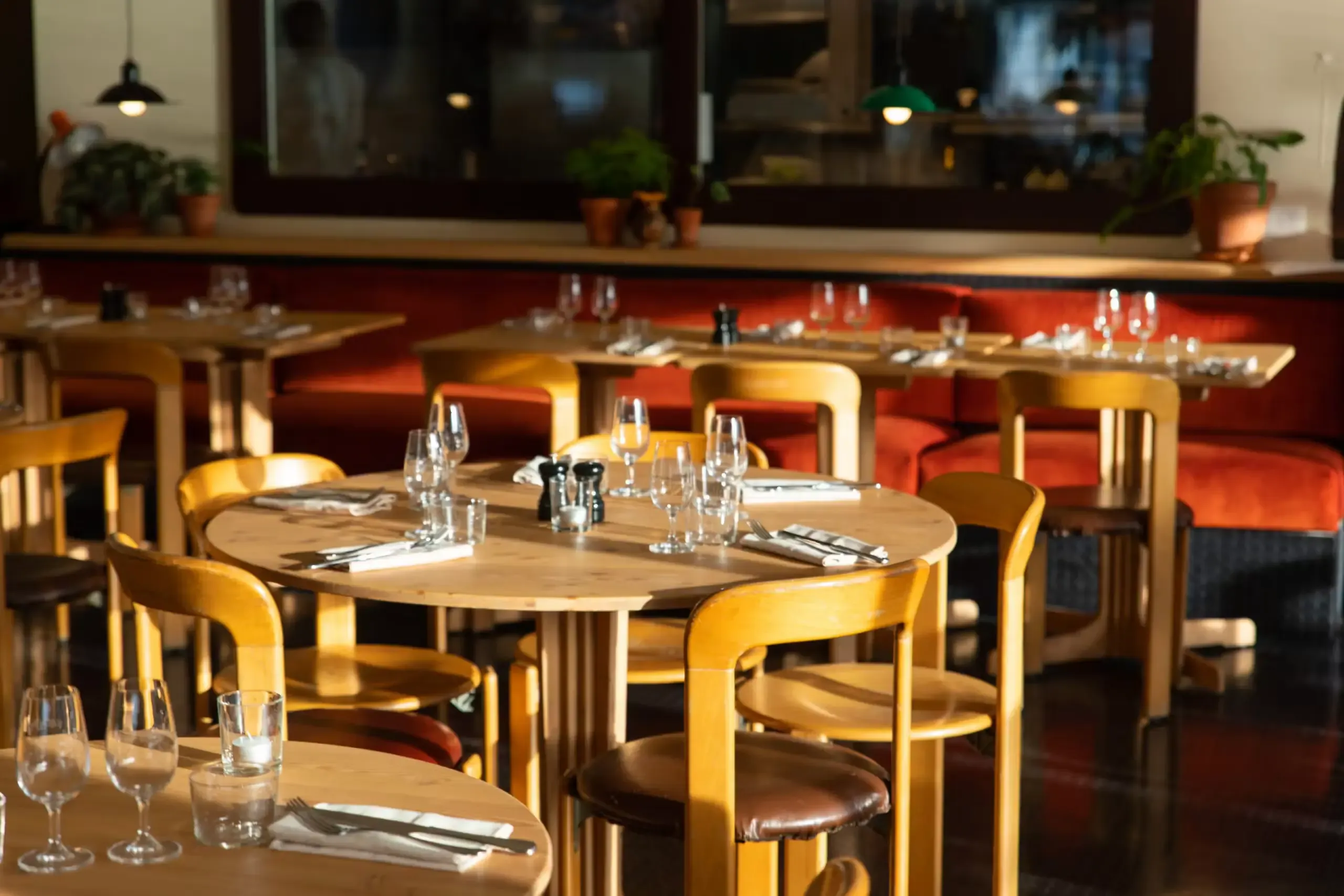 Des moments de convivialité autour d’une table au Mazette