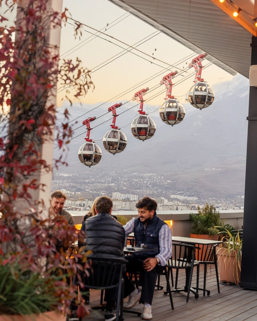 Ciel Rooftop de Grenoble, pour une vue imprenable sur la ville.
